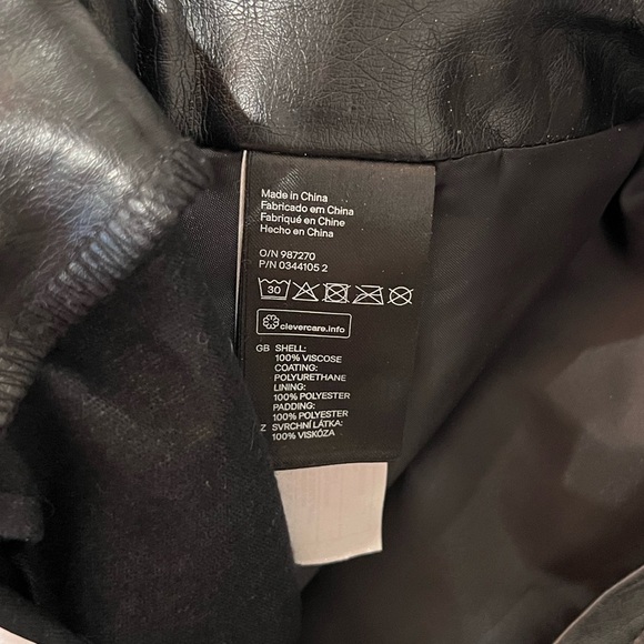 Faux Leather Mini Skirt - Picture 4 of 6